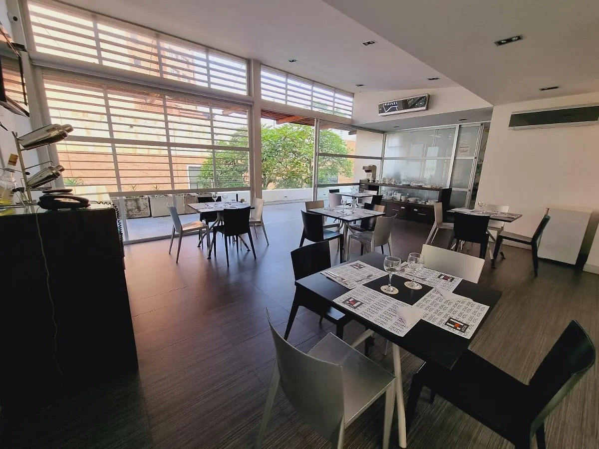 Hotel Austral Suites Cali